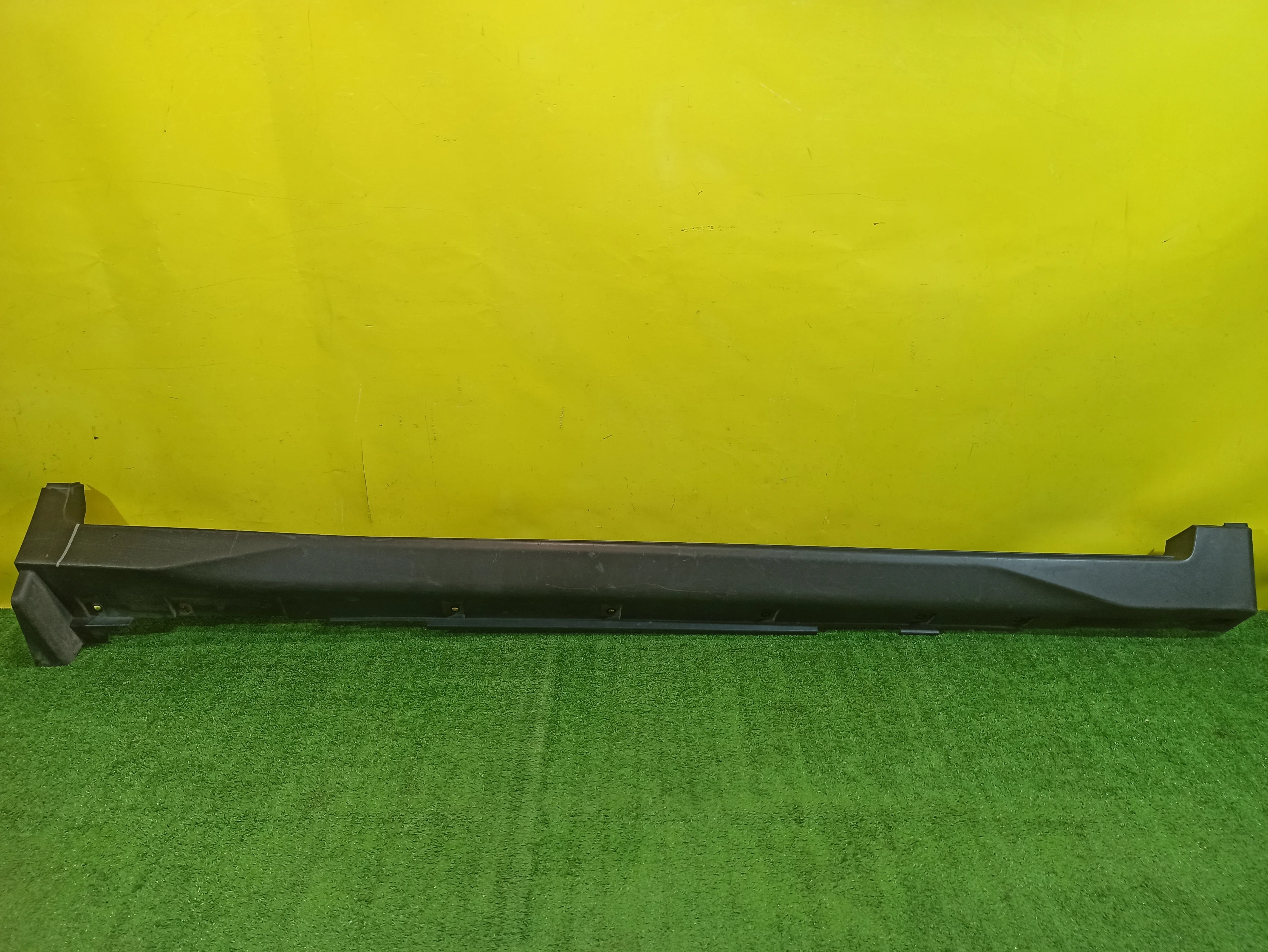 Накладка порога правая  Nissan X-Trail (T32) 2014 768504CM0B 33131