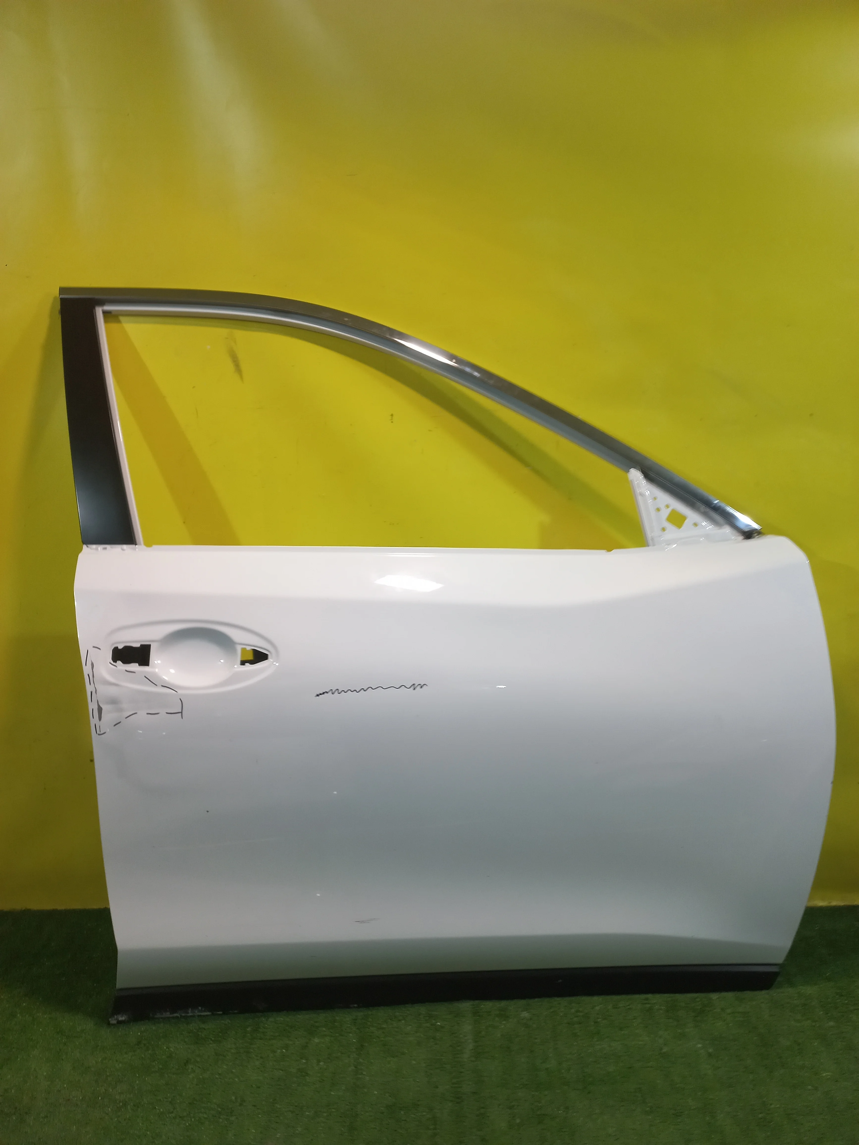 Дверь передняя правая  Nissan X-Trail (T32) 2014 H010M4CBMA 34001