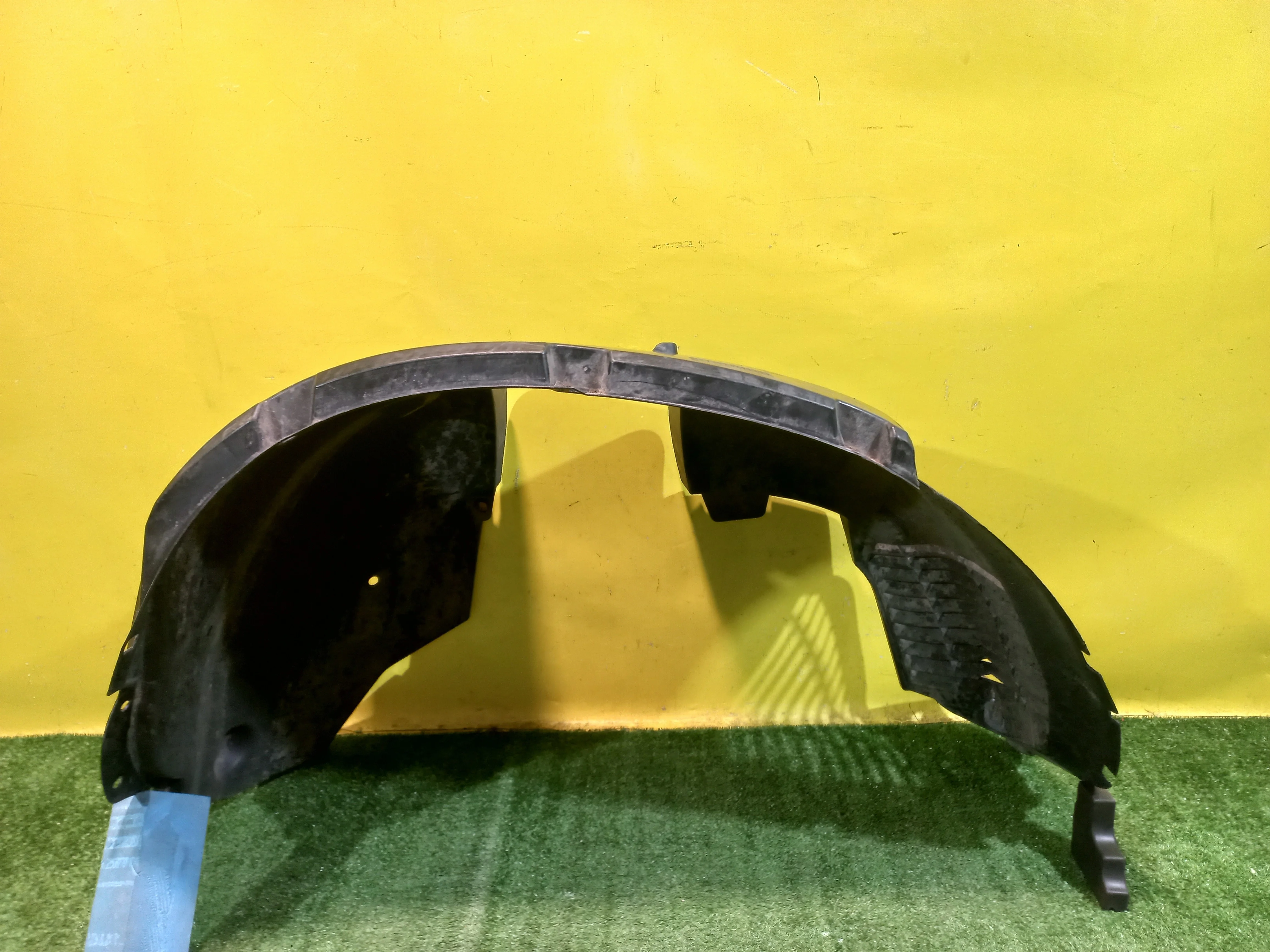 Локер передний правый  Renault Duster 2010 638406194R 34070