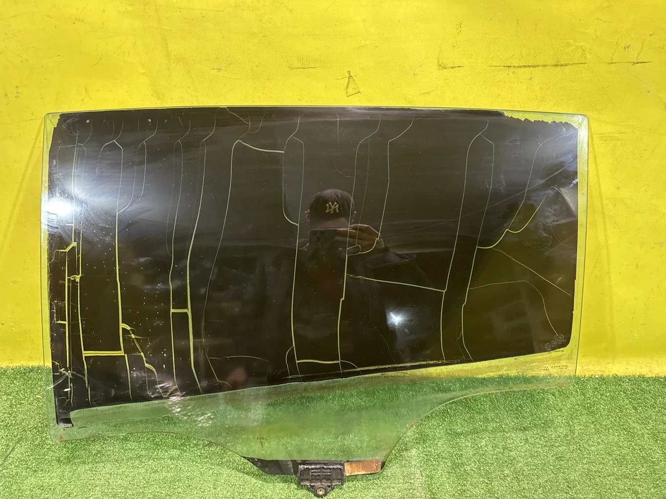 Стекло двери задней левой  Kia Sportage 4 QL 2016 83410F1010 39957