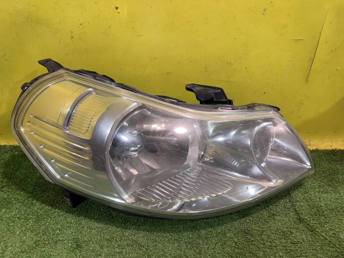 Фара правая  Suzuki SX4 2010 3512079J00 39985