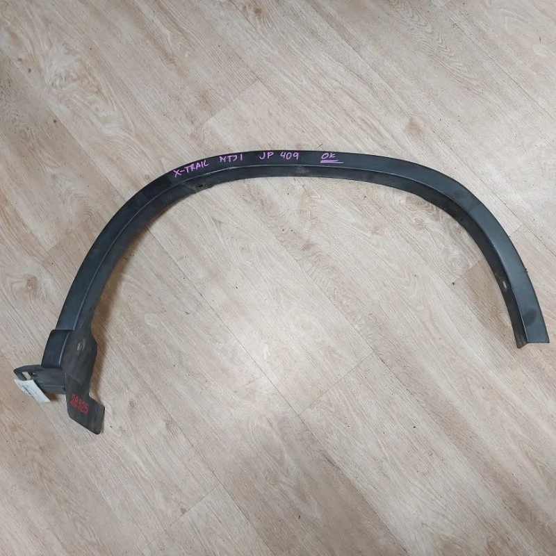 Молдинг крыла Nissan X-Trail 2007-2010 T31
