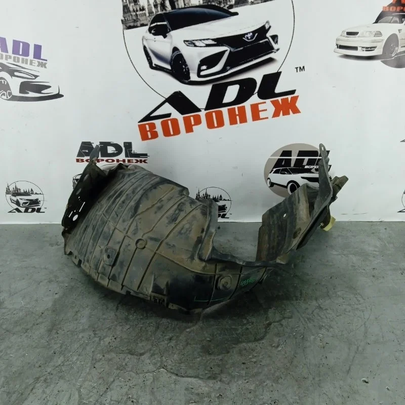 Подкрылок Nissan X-Trail 2007-2015 T31