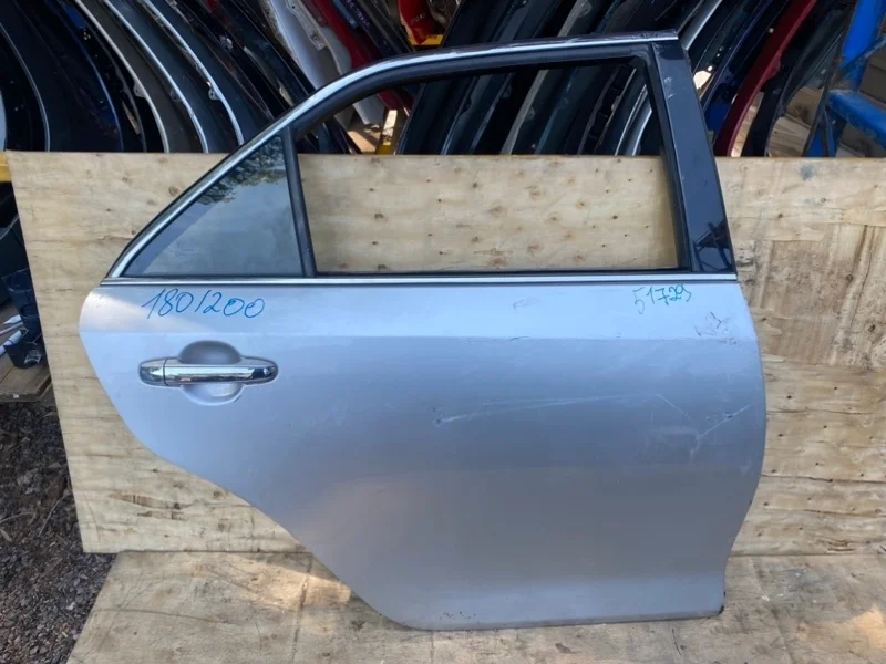 Дверь Toyota Camry 2012-2017 50 55