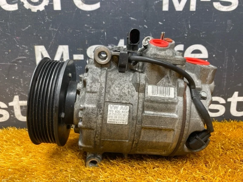 Компрессор кондиционера Volkswagen Touareg 2011 7P0820803E 7P CGRA