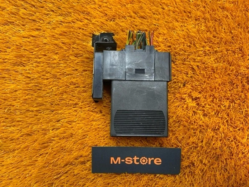 Блок управления подвеской Mercedes-Benz V-Class 2012 A6394460317 W639 272.978