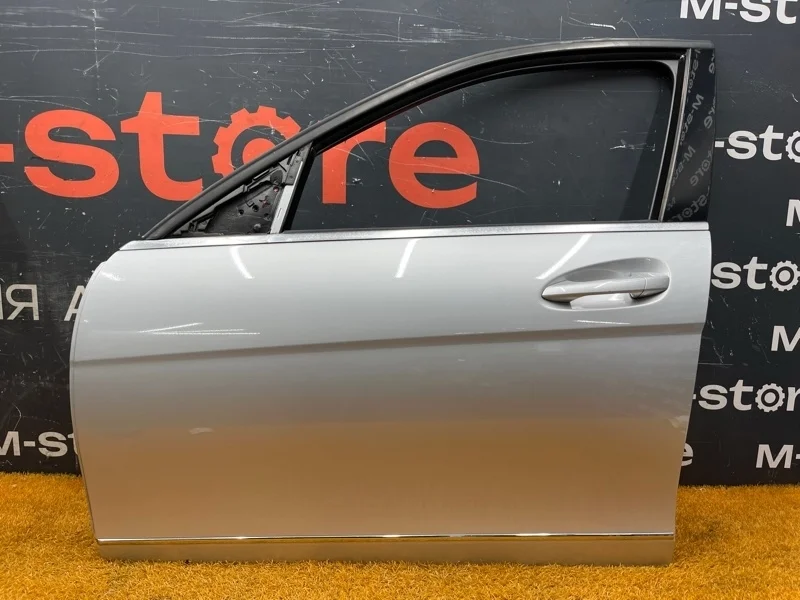 Дверь Mercedes-Benz C-Class 2012 A2047205900 W204 271.860, передняя левая