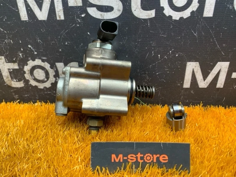 ТНВД Audi Q7 2008 079127025C 4L BAR, левый