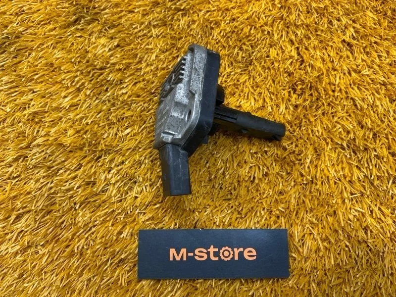 Датчик уровня масла Volkswagen Passat Cc 2008 1J0907660C B6/358 BWS