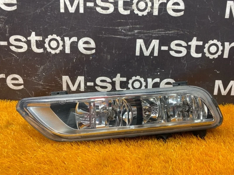 Фара противотуманная Volkswagen Passat 2012 3AA941661G B7 CAX, левая