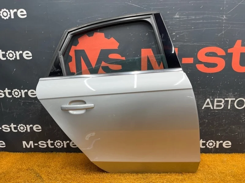 Дверь Audi A4 2012 8K5833052D B8/8K CDNB, задняя правая
