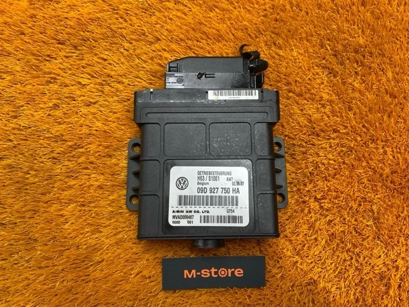Блок управления АКПП Porsche Cayenne 2007 09D927750HA 957 M4801