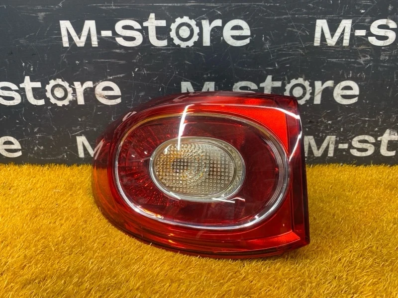 Фонарь задний Volkswagen Tiguan 2011 5N0945095H 5N CCZ, левый