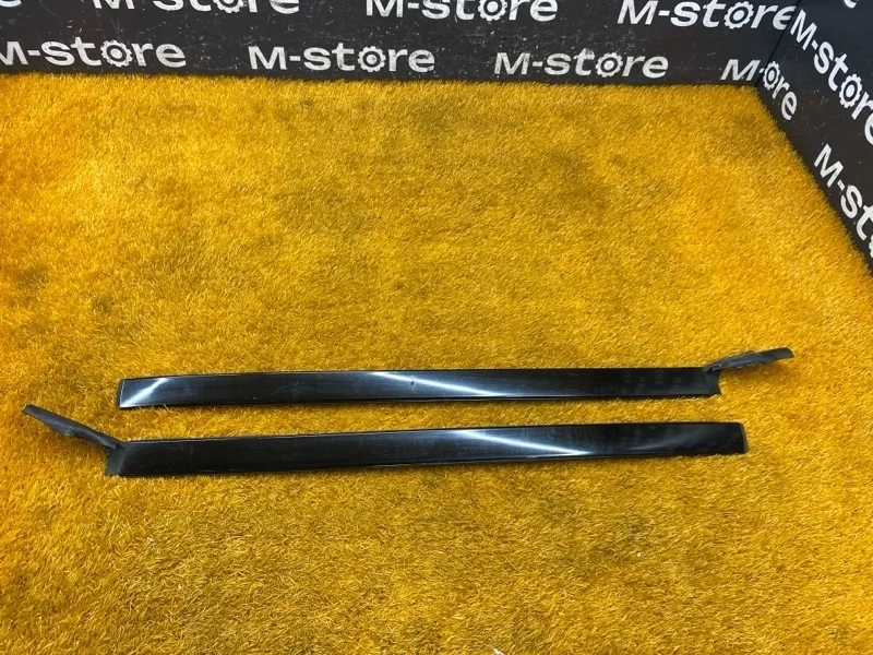 Молдинг лобового стекла Mercedes-Benz Glk-Class 2011 A2046904462 X204 272.948