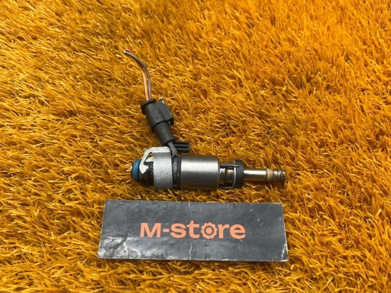 Форсунка топливная Audi A4 2012 06H906036G B8/8K CDNB