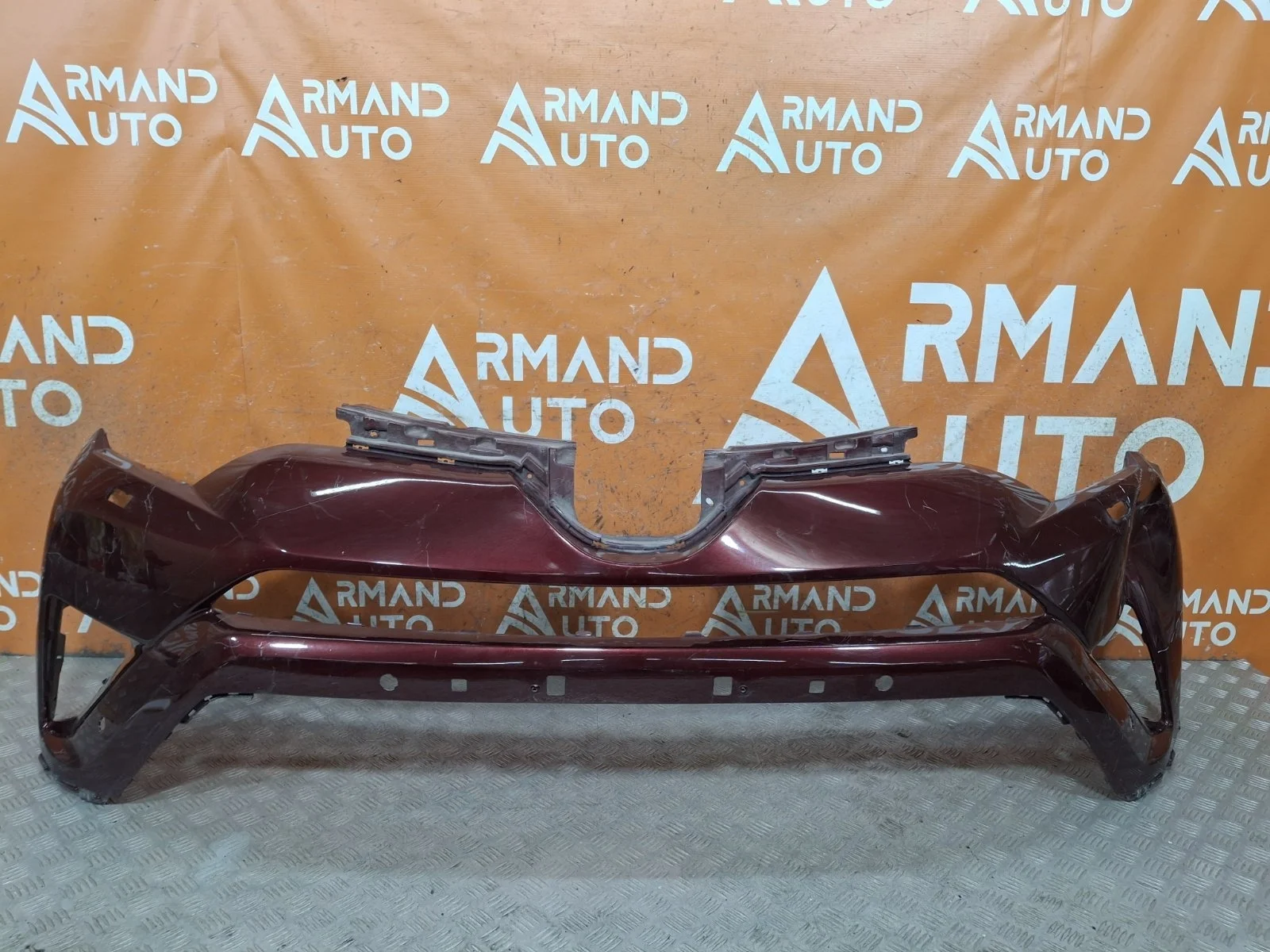 Бампер Toyota RAV4 2015-2019 CA40