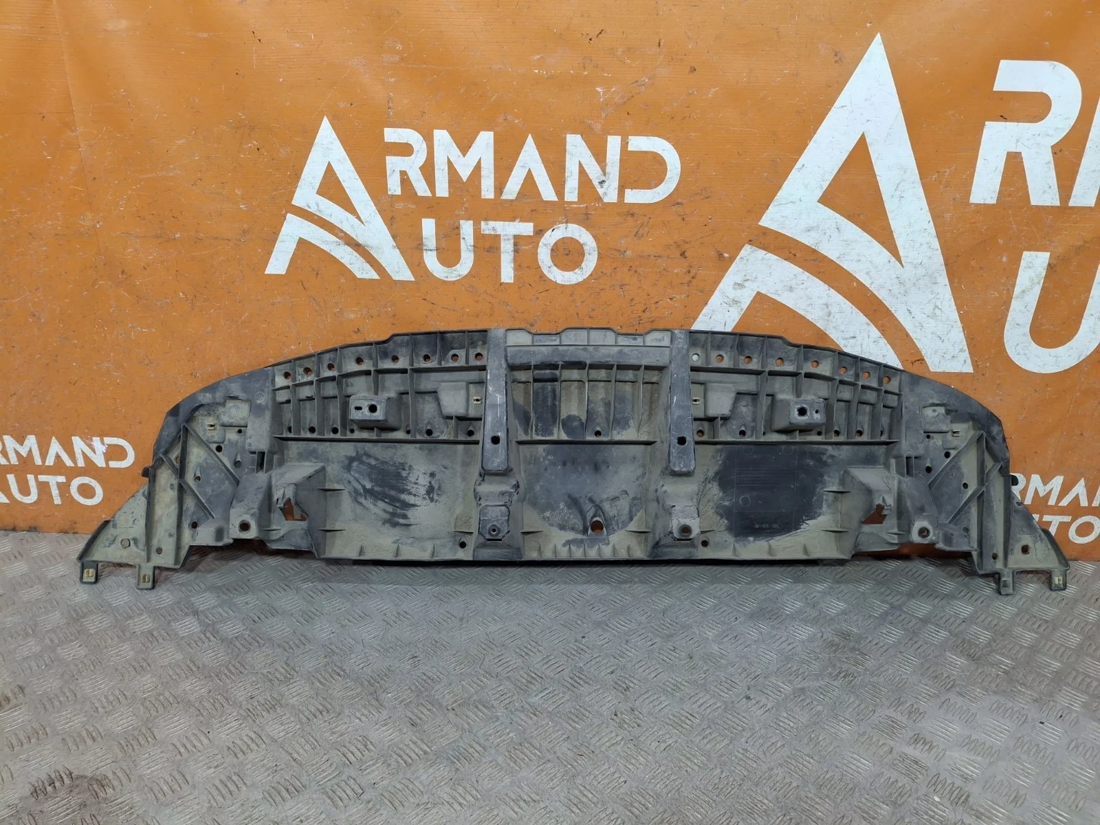 Пыльник бампера Lexus NX 2014-2021