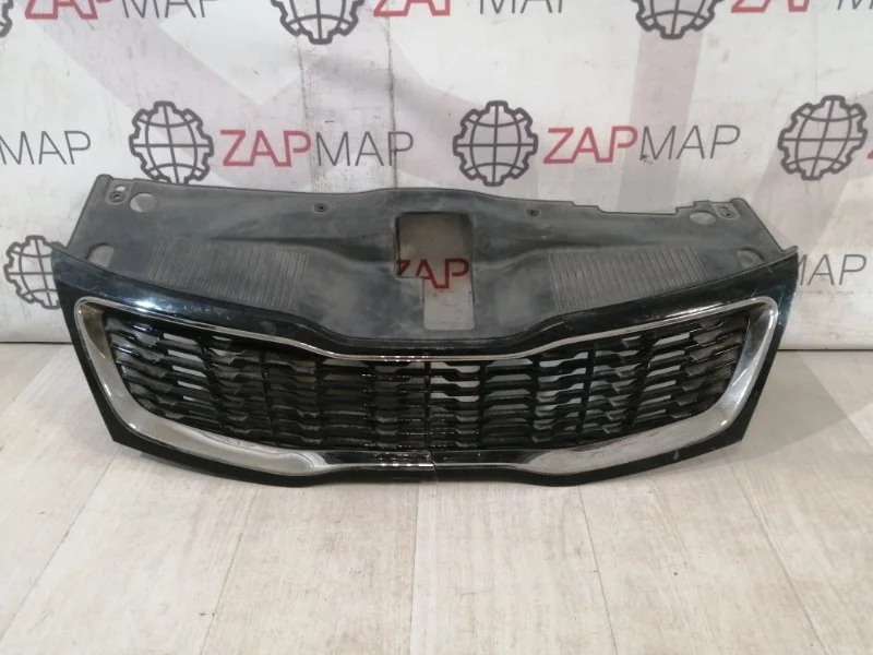 Решетка радиатора передняя kia Rio 3 QB 2011-2016