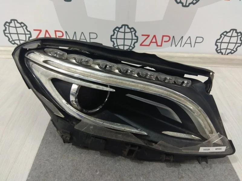 Фара передняя правая Mercedes GLA X156 2014