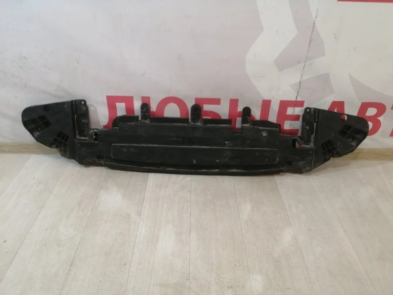 Пыльник бампера передний Toyota Camry V70 2017-нв