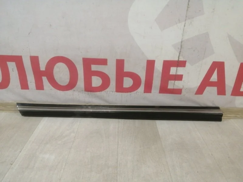 Накладка двери передняя левая infiniti QX70 S51