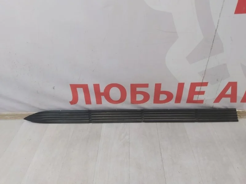 Накладка порога правая Lexus LX 570 2007-2015