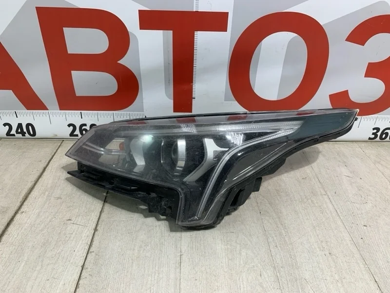 Фара передняя левая Kia Rio 4 FB 2016-2020