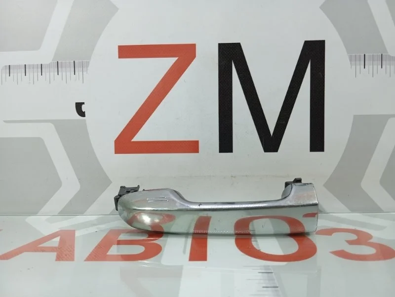 Ручка двери передняя правая toyota Land Cruiser