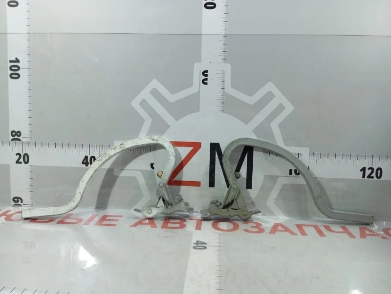 Петля крышки багажника задняя KIA Rio 3 QB