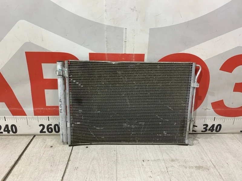 Радиатор кондиционера передний Kia Rio 3 QB