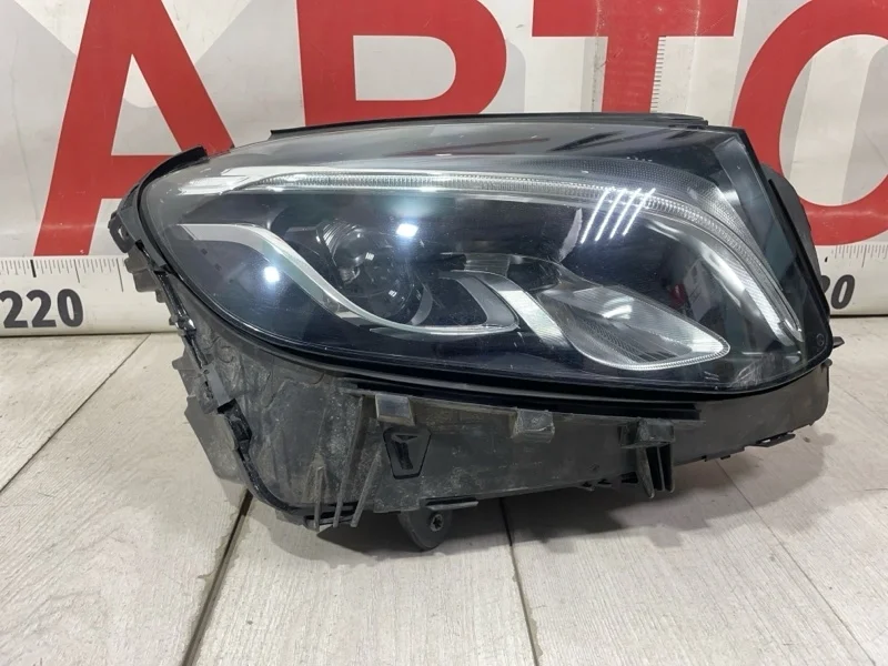 Фара передняя правая Mercedes GLC X253