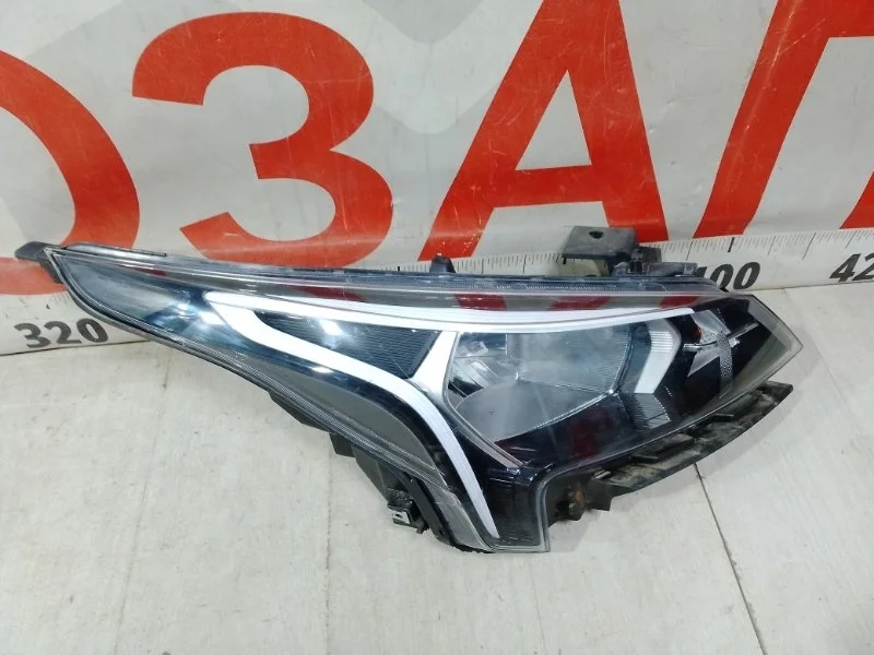 Фара передняя правая Kia Rio 4 FB 2016-2020
