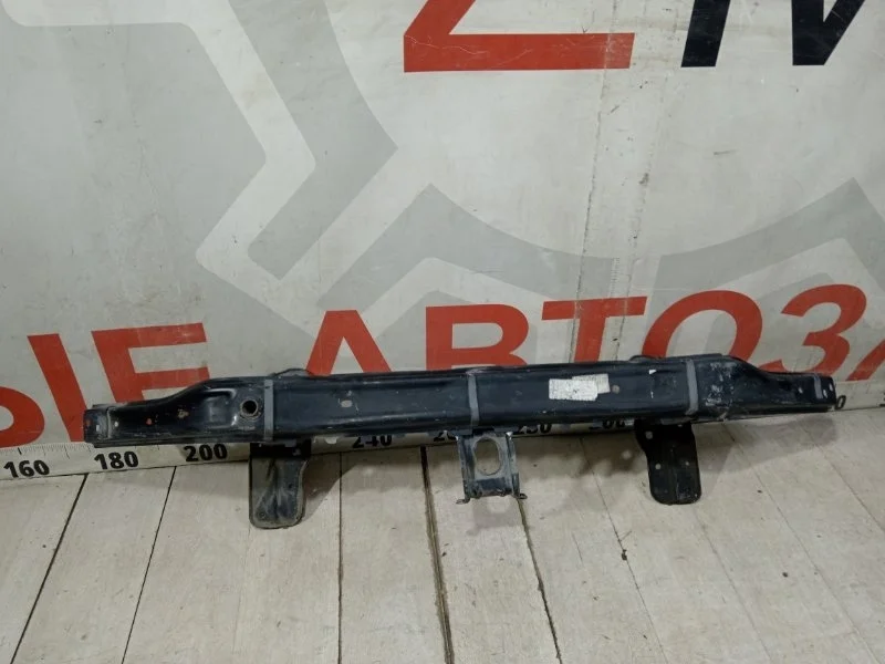 Усилитель бампера передний Mercedes GLE X166