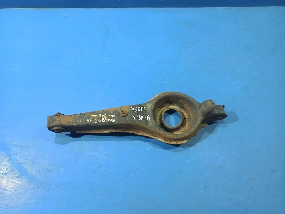 Рычаг задний нижний Mazda 5