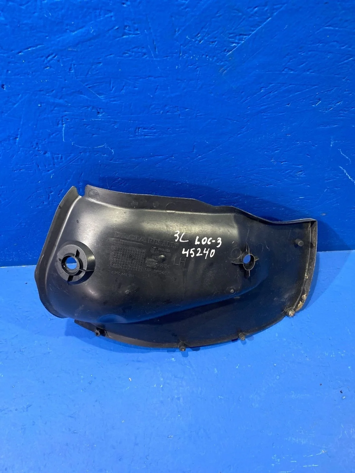 Подкрылок задний левый Renault Logan