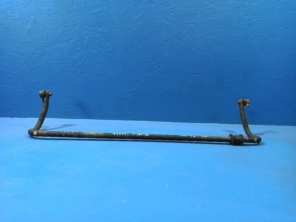 Стабилизатор задний Toyota RAV4 II (2000—2003)