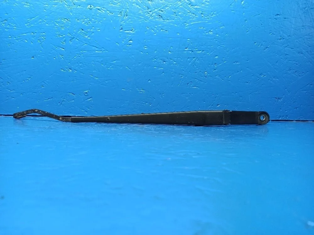 Поводок стеклоочистителя передний правый Chevrolet Aveo I рестайлинг (2006—2012)