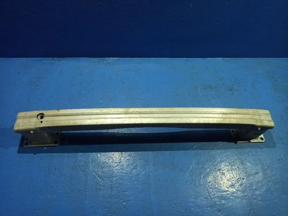 Усилитель бампера переднего на Peugeot 408