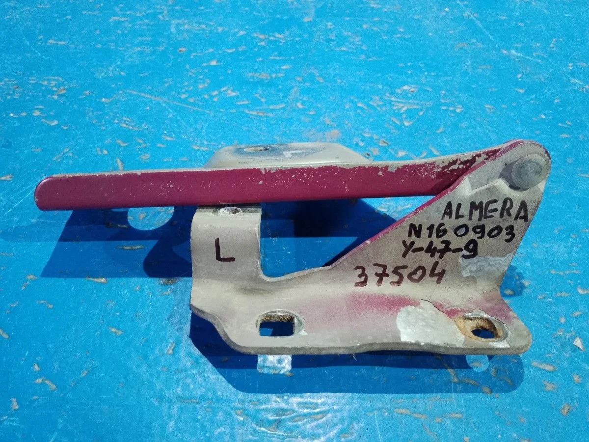 Петля капота левая Nissan Almera N16 рестайлинг (2002—2006)