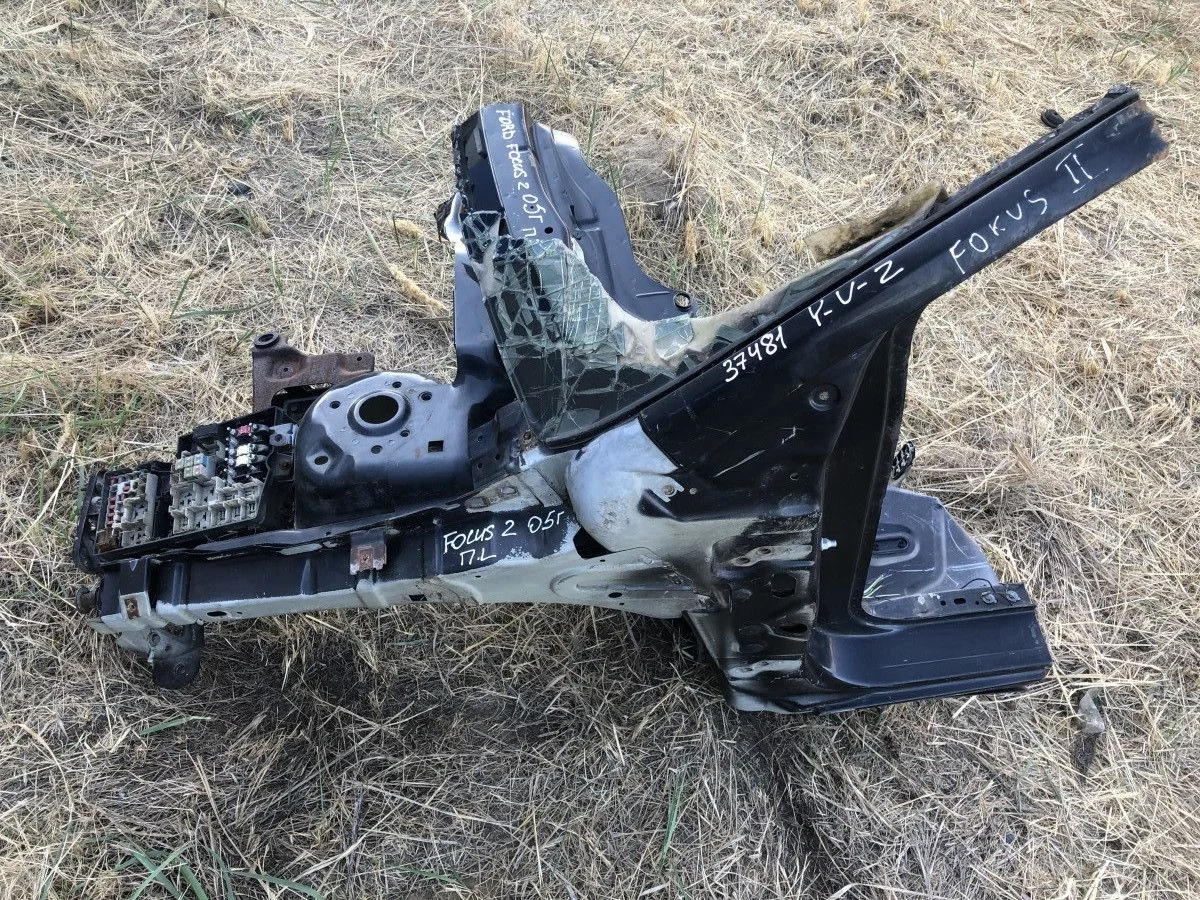 Лонжерон передний левый (четверть) Ford Focus II (2005—2008)