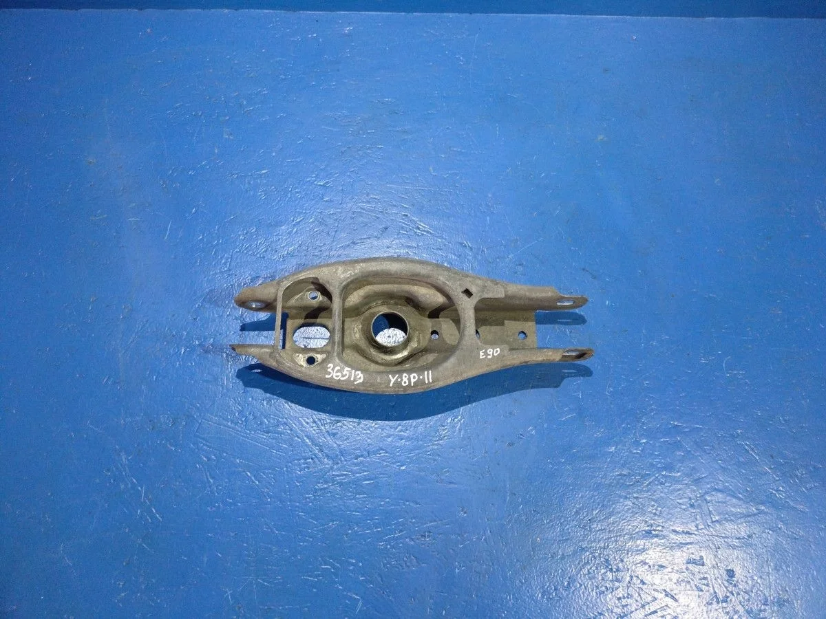 Рычаг задний L=R BMW 3 серия E90/E91/E92/E93 (2005—2010)