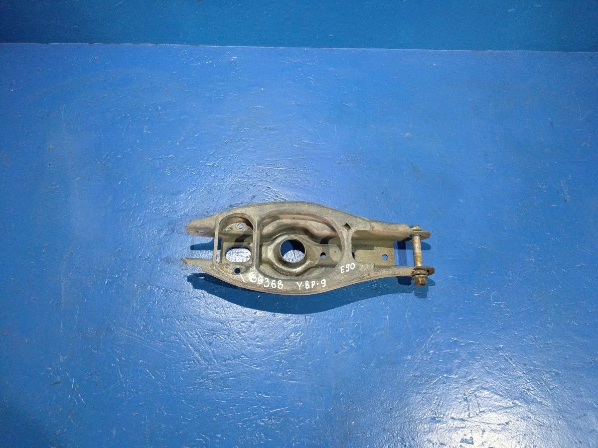 Рычаг задний L=R BMW 3 серия E90/E91/E92/E93 (2005—2010)