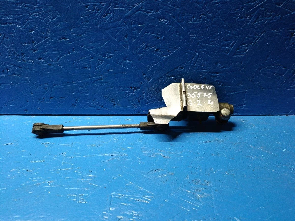 Механизм выбора передач (вертолёт) Skoda Octavia I рестайлинг (2000—2011)