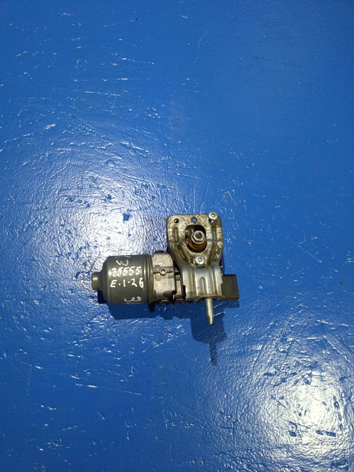 Мотор стеклоочистителя передний Volkswagen Polo V (2009—2015)