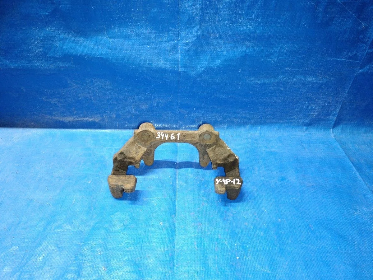 Скоба суппорта переднего Audi A6 C5 (1997—2001)