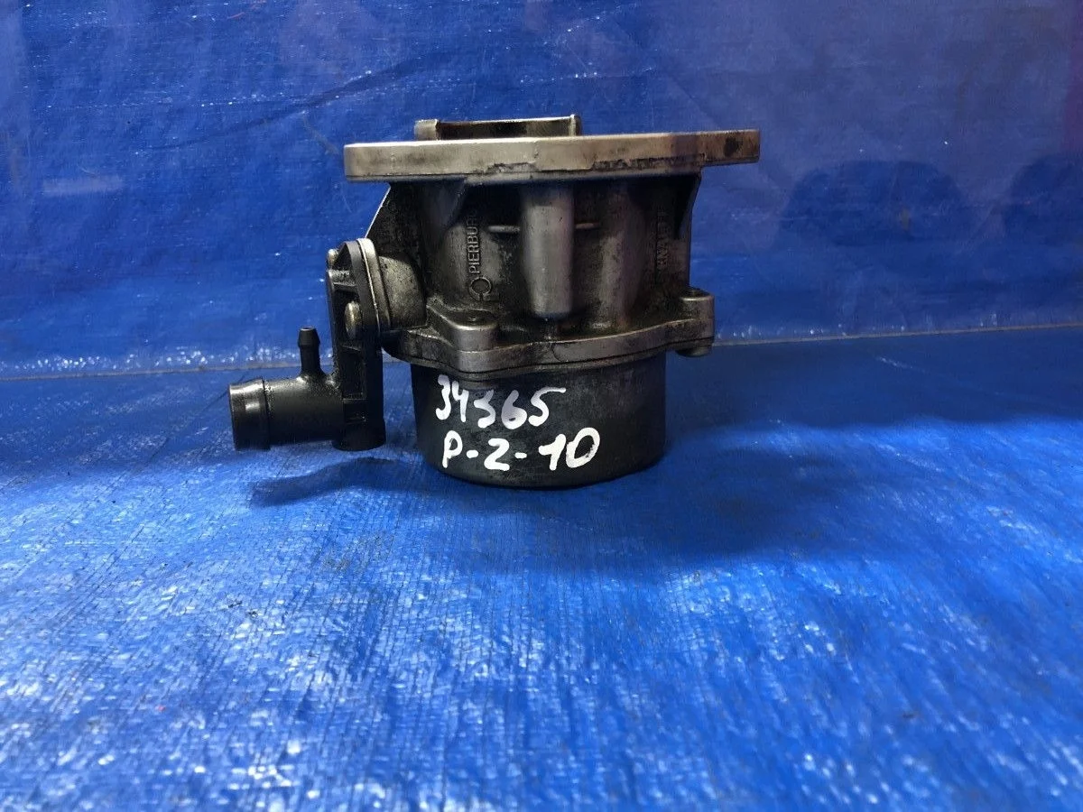 Вакуумный насос Mitsubishi Carisma I рестайлинг (1999—2004)