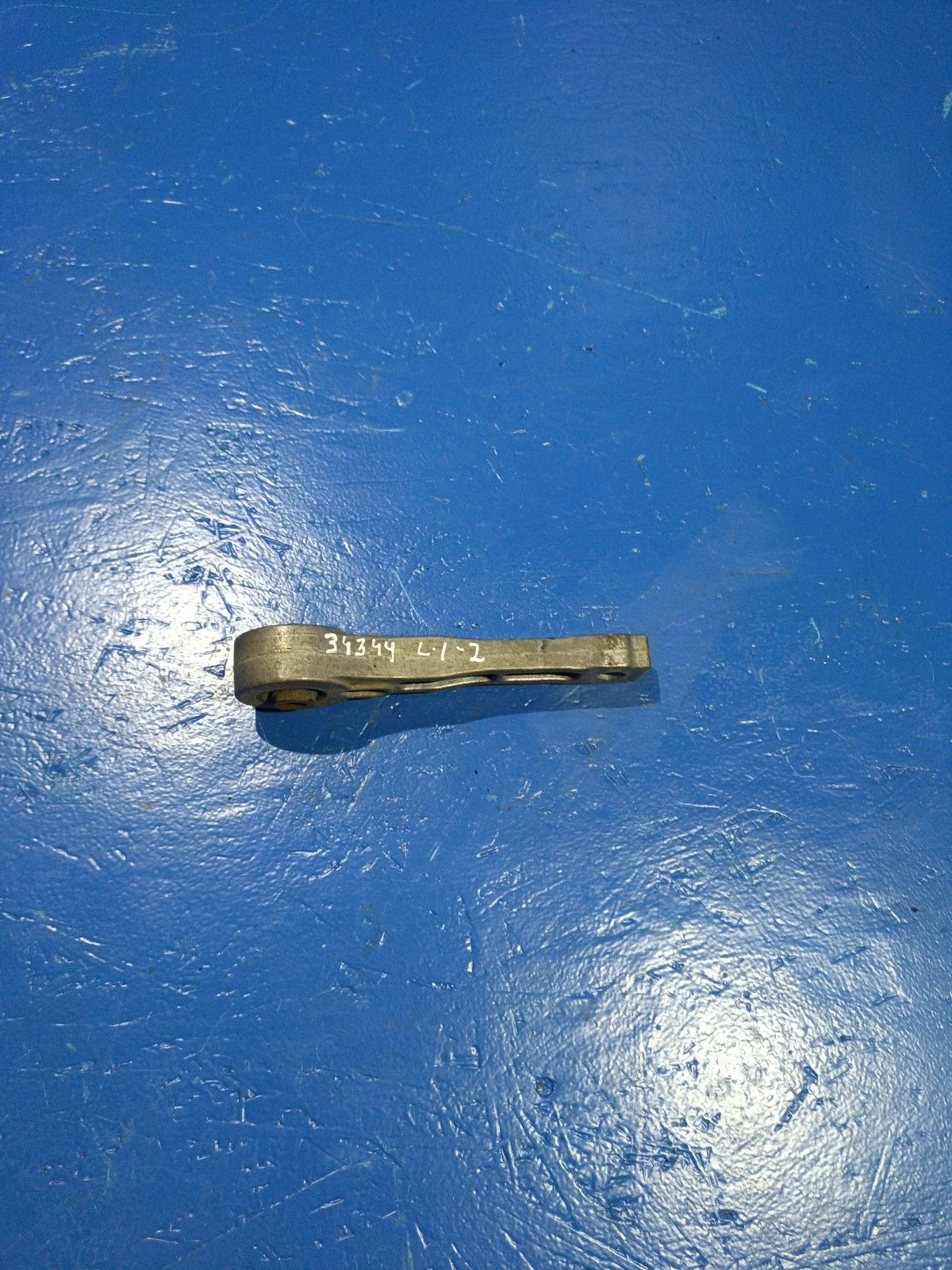 Опора ( подушка ) двигателя Volkswagen Jetta V (2005—2011)