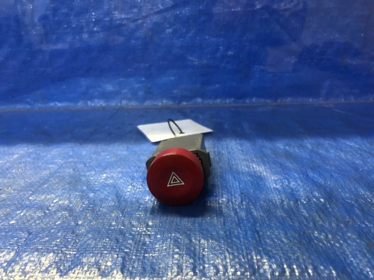 Кнопка (реле) аварийной сигнализации Chevrolet Aveo I (2003—2008)