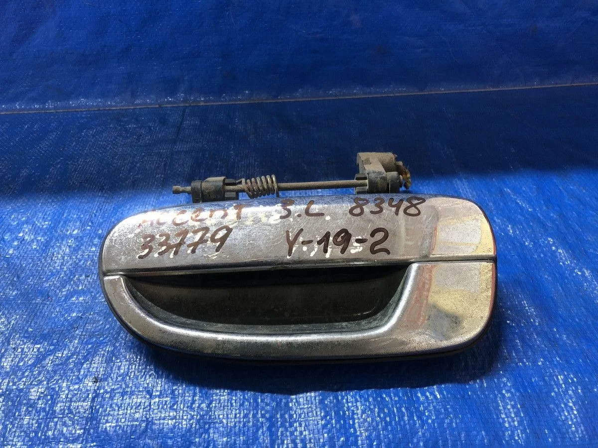 Ручка двери задней наружная левая Hyundai Accent II (1999—2012)