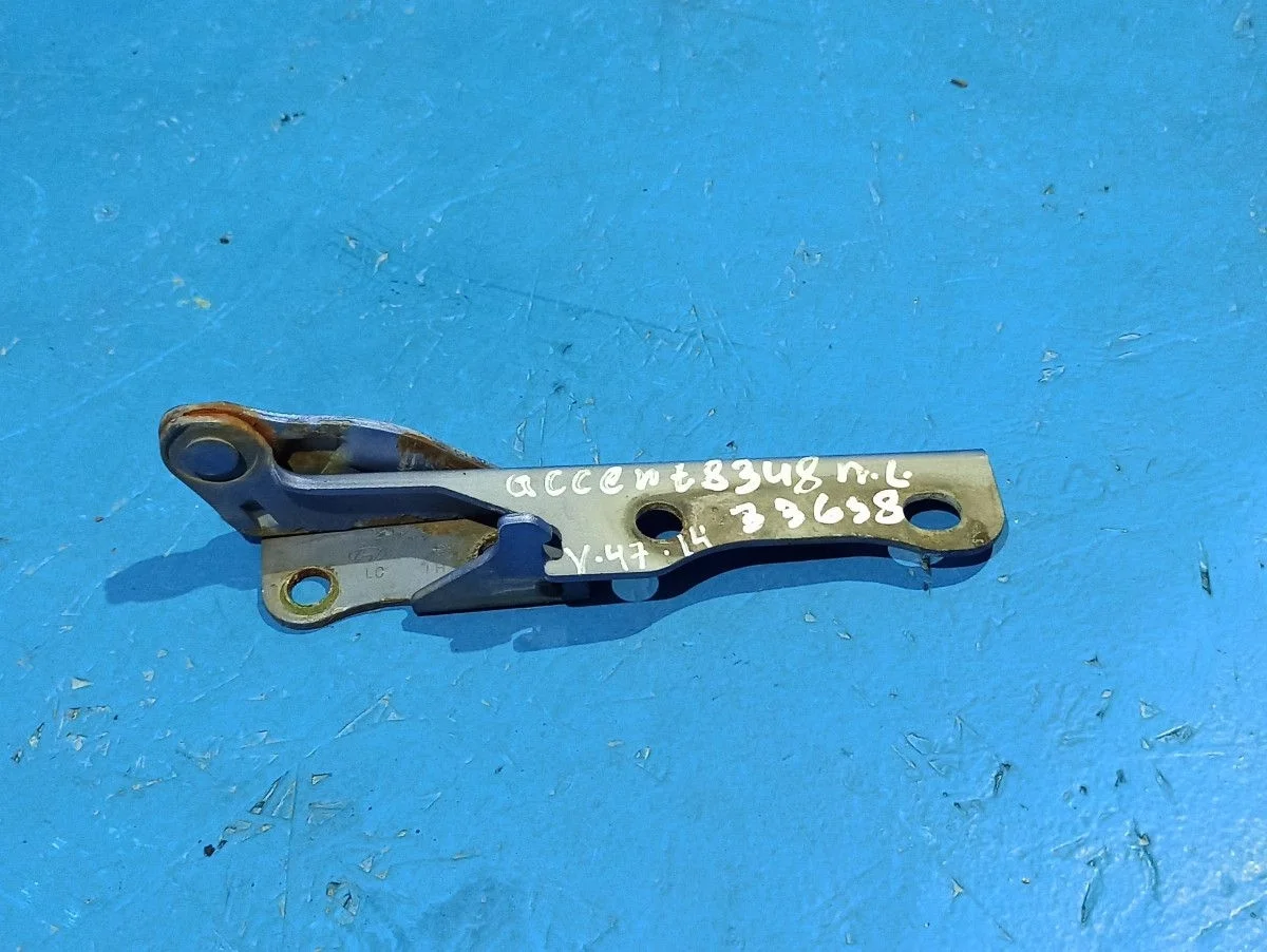 Петля капота левая Hyundai Accent II (1999—2012)